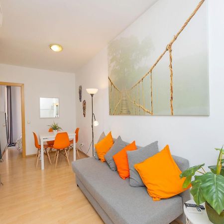 Apartment Eixample Dret Sagrada Familia By Interhome Барселона Экстерьер фото