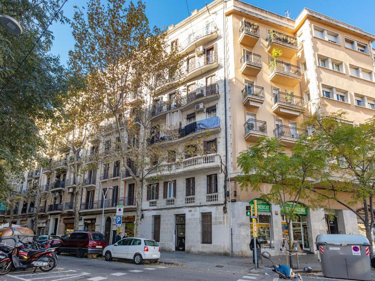 Apartment Eixample Dret Sagrada Familia By Interhome Барселона Экстерьер фото